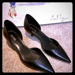 Michael KORS point toe heels